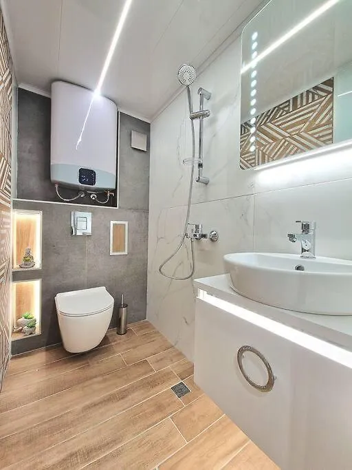Apartment Luxury Apartment. 75 Inches Tv Varna