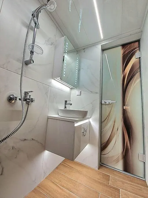 Apartment Luxury Apartment. 75 Inches Tv Varna