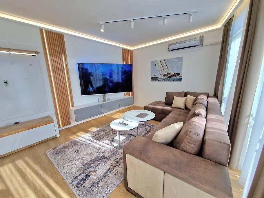 Luxury Apartment. 75 Inches Tv Varna 0*,  Bulgaria